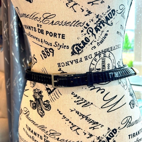 Accessories - D02.7 Unbranded Black Belt size 6